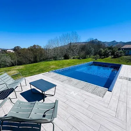 Maison Avec Panorama Sur Les Montagnes Basque Villa *